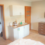 Apartamenty REJS Jezioro Białe Okuninka - Apartament 4 osobowy (2 pokoje z aneksem)